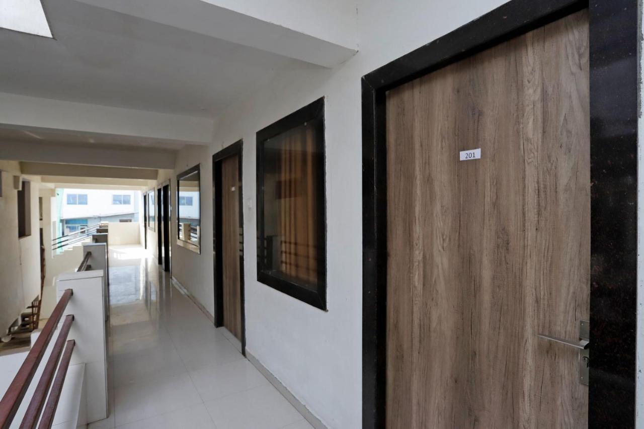 Spot On 39940 Shree Shine Satna Exterior photo